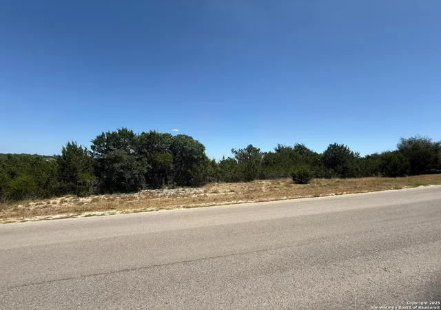 2nd image of 127 Jackson Creek, Canyon Lake, TX 78133 | MLS# 1906746