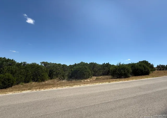 4th image of 127 Jackson Creek, Canyon Lake, TX 78133 | MLS# 1906746