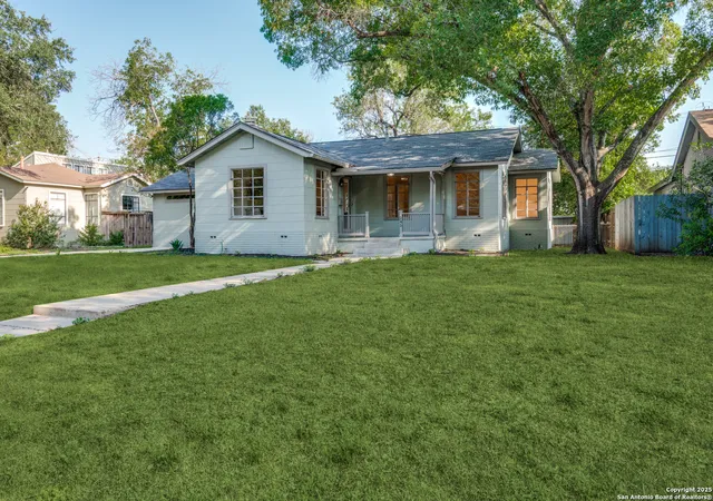 2nd image of 245 Larchmont, San Antonio, TX 78209 | MLS# 1906765