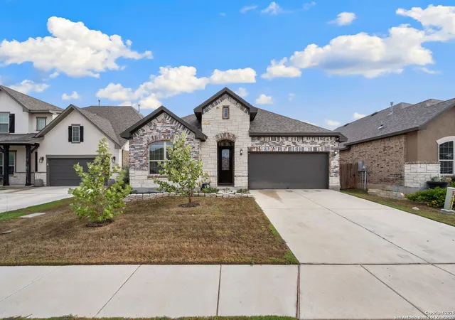 Photo 4 of Single family home for sale at 1513 Anhalt Ranch, New Braunfels, TX 78132 | MLS# 1906861 | Listing updated on 2025-10-25