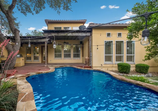 Photo 3 of Sale Pending at 22403 Viajes, San Antonio, TX 78261 | MLS# 1906881 | Listing updated on 2025-11-12