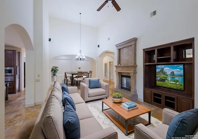 Photo 3 of Sale Pending at 22403 Viajes, San Antonio, TX 78261 | MLS# 1906881 | Listing updated on 2025-11-12
