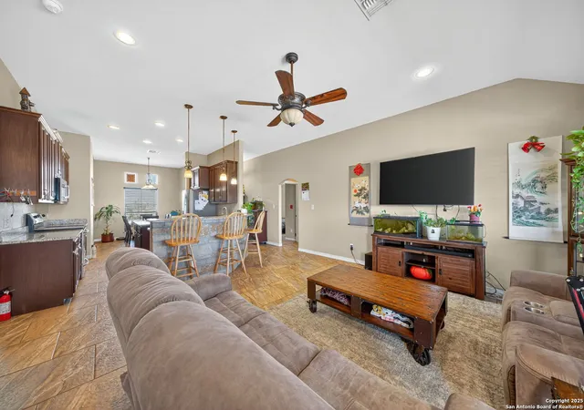 Photo 3 of Sale Pending at 1666 Vista View, Pleasanton, TX 78064 | MLS# 1906901 | Listing updated on 2025-09-22