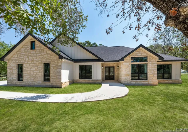 1st image of 216 Oak Fields, Floresville, TX 78114 | MLS# 1906942