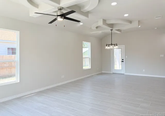 Photo 4 of Sale Pending at 3123 Neptune St, San Antonio, TX 78226 | MLS# 1906946 | Listing updated on 2026-01-13