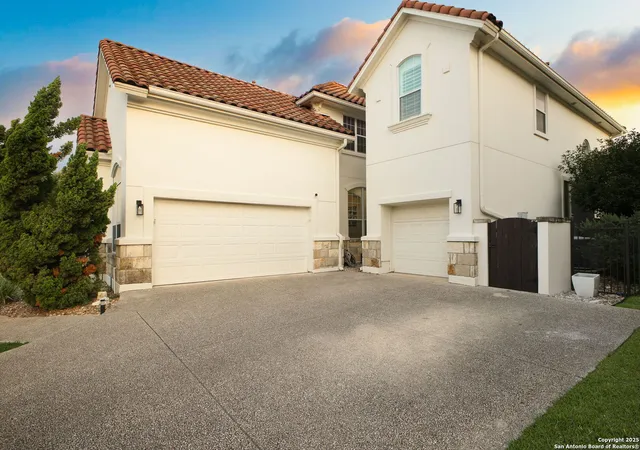 Photo 2 of Sale Pending at 7023 Hovingham, San Antonio, TX 78257 | MLS# 1906951 | Listing updated on 2025-10-10