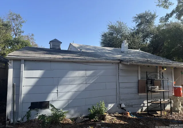 9th image of 2106 Lee Hall, San Antonio, TX 78201 | MLS# 1906954