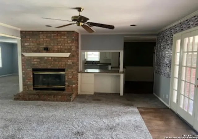 Photo 3 of Single family home for sale at 317 N Madison, Madisonville, TX 77864 | MLS# 1907008 | Listing updated on 2025-10-18