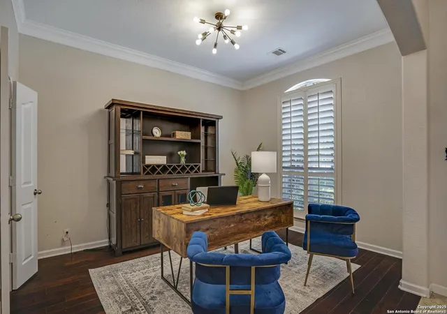Photo 3 of Sale Pending at 522 Penstemon Trl, San Antonio, TX 78256 | MLS# 1907051 | Listing updated on 2025-10-23