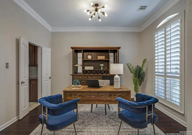 Photo 4 of Sale Pending at 522 Penstemon Trl, San Antonio, TX 78256 | MLS# 1907051 | Listing updated on 2025-10-23