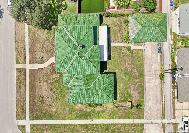 39th image of 201 W Lynwood, San Antonio, TX 78212 | MLS# 1907079