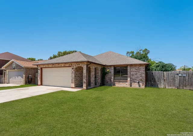 Photo 3 of Single family home for sale at 8127 Sunshine Trail Dr, San Antonio, TX 78244 | MLS# 1907081 | Listing updated on 2025-11-06