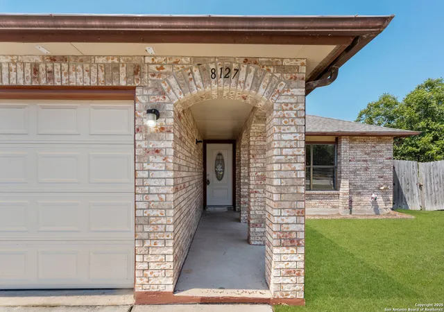 Photo 3 of Single family home for sale at 8127 Sunshine Trail Dr, San Antonio, TX 78244 | MLS# 1907081 | Listing updated on 2025-11-06