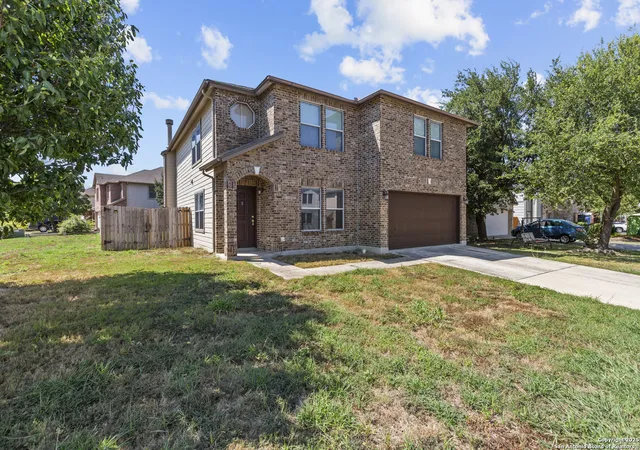 Photo 1 of Sale Pending at 531 Las Puertas, San Antonio, TX 78245 | MLS# 1907086 | Listing updated on 2025-11-07