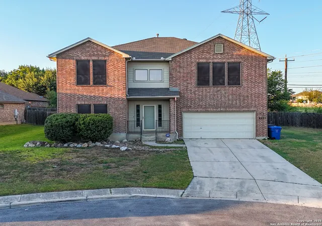 Photo 2 of Single family home for sale at 9207 Larsons, Helotes, TX 78023 | MLS# 1907127 | Listing updated on 2025-09-22