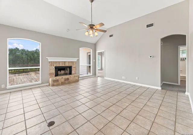 4th image of 370 Pr 3502, Hondo, TX 78861 | MLS# 1907131
