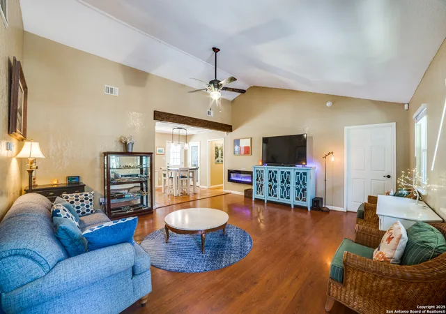 5th image of 954 Lakeside, Lakehills, TX 78063 | MLS# 1907135