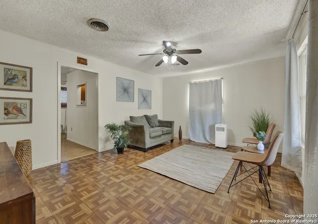 Photo 3 of Single family home for sale at 102 Selvera, Kyle, TX 78640 | MLS# 1907147 | Listing updated on 2025-11-17