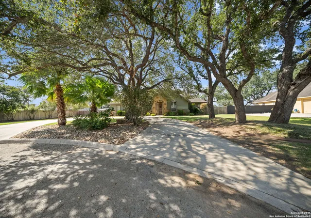 Photo 3 of Sale Pending at 1601 Clover Ridge, Pleasanton, TX 78064 | MLS# 1907150 | Listing updated on 2026-02-05