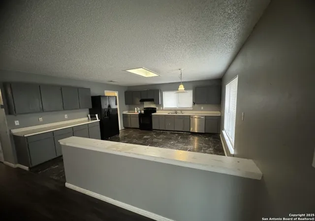 Photo 4 of Single family home for sale at 1127 Arrowhead, San Antonio, TX 78245 | MLS# 1907181 | Listing updated on 2026-08-28