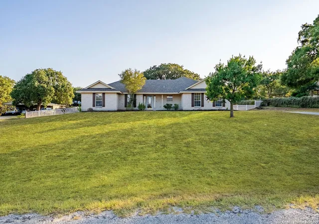 Photo 1 of Sale Pending at 1213 Hillside Oaks Dr, La Vernia, TX 78121 | MLS# 1907198 | Listing updated on 2025-12-15