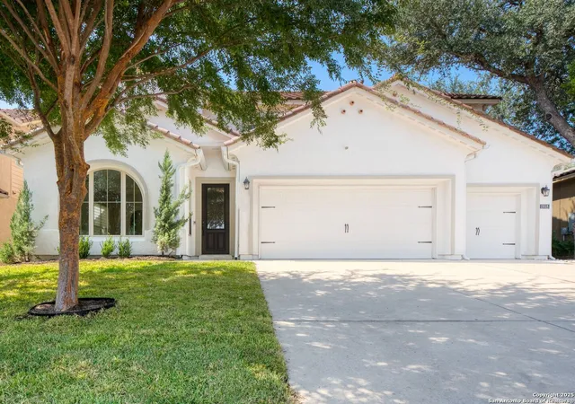 Photo 1 of Sale Pending at 2818 Winter Gorge, San Antonio, TX 78259 | MLS# 1907203 | Listing updated on 2025-11-07