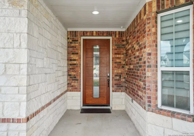 Photo 3 of Single family home for sale at 1059 Aidenbaum, San Antonio, TX 78260 | MLS# 1907205 | Listing updated on 2025-10-17