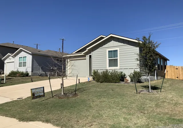 Photo 3 of Single family home for sale at 5870 Kendall Pr, San Antonio, TX 78244 | MLS# 1907210 | Listing updated on 2025-09-23