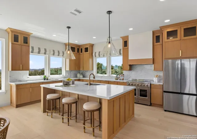 Photo 3 of Single family home for sale at 3140 Westview, Canyon Lake, TX 78133 | MLS# 1907250 | Listing updated on 2025-11-16