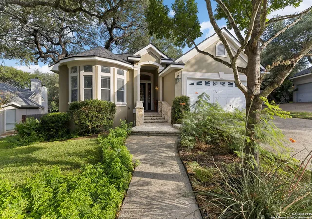 Photo 1 of Sale Pending at 1415 Canyon Brk, San Antonio, TX 78248 | MLS# 1907276 | Listing updated on 2026-01-12