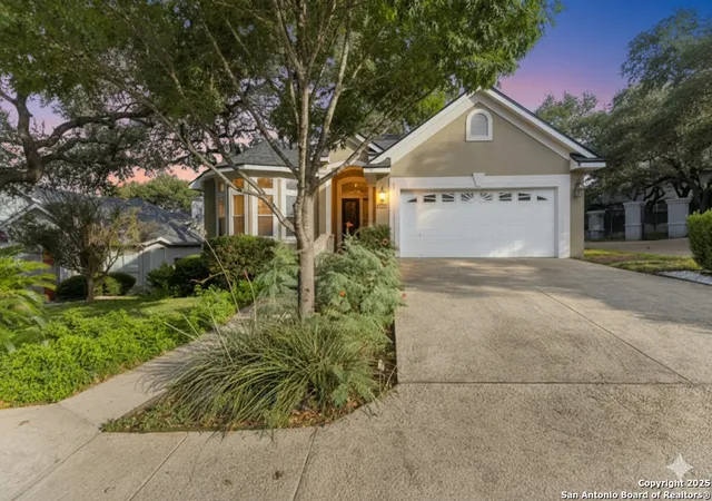 Photo 2 of Sale Pending at 1415 Canyon Brk, San Antonio, TX 78248 | MLS# 1907276 | Listing updated on 2026-01-12