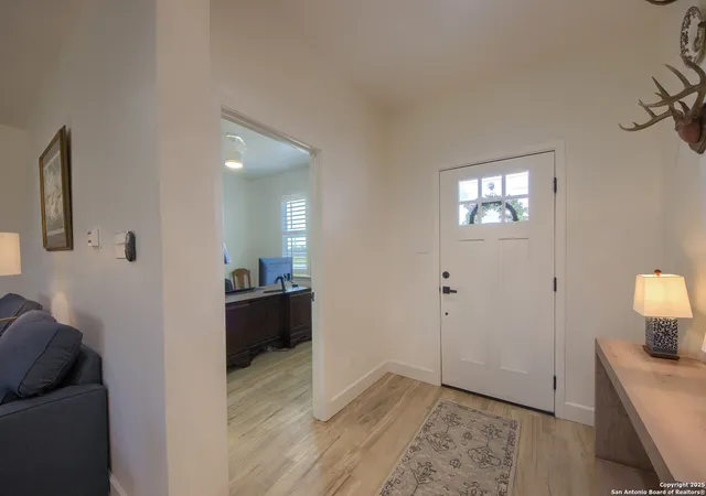 Photo 3 of Single family home for sale at 806 34th Street, Hondo, TX 78861 | MLS# 1907306 | Listing updated on 2025-10-31