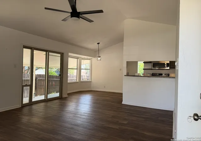 4th image of 801 Meadow Dale, Converse, TX 78109 | MLS# 1907315