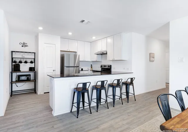 Photo 3 of Single family home for sale at 5719 Vista Point, San Antonio, TX 78242 | MLS# 1907328 | Listing updated on 2025-12-20