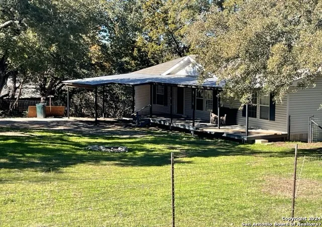 Photo 2 of Manufactured home for sale at 1218 Songbird, Canyon Lake, TX 78133 | MLS# 1907338 | Listing updated on 2026-04-15