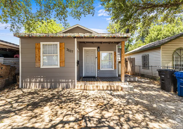 Photo 1 of Sale Pending at 3537 S Laredo St, San Antonio, TX 78207 | MLS# 1907349 | Listing updated on 2026-02-05