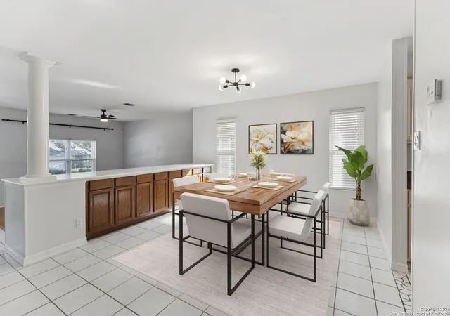 Photo 3 of Sale Pending at 11806 Brg Hampton, San Antonio, TX 78251 | MLS# 1907361 | Listing updated on 2025-10-08