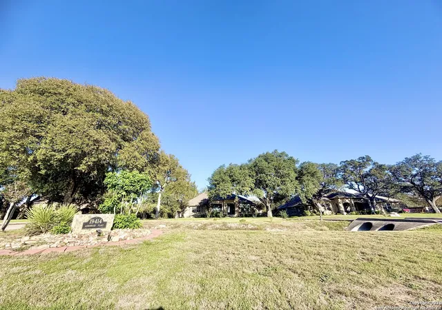 4th image of 19414 Arrowood Pl, San Antonio, TX 78266 | MLS# 1907531