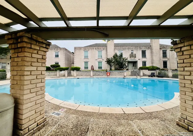 18th image of 102 Ruelle Ln #210, San Antonio, TX 78209 | MLS# 1907532
