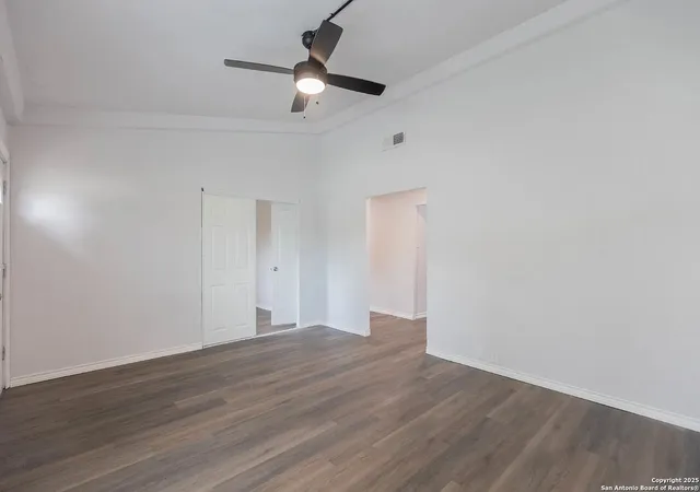Photo 3 of Single family home for sale at 1402 Edris, San Antonio, TX 78224 | MLS# 1907543 | Listing updated on 2025-11-01
