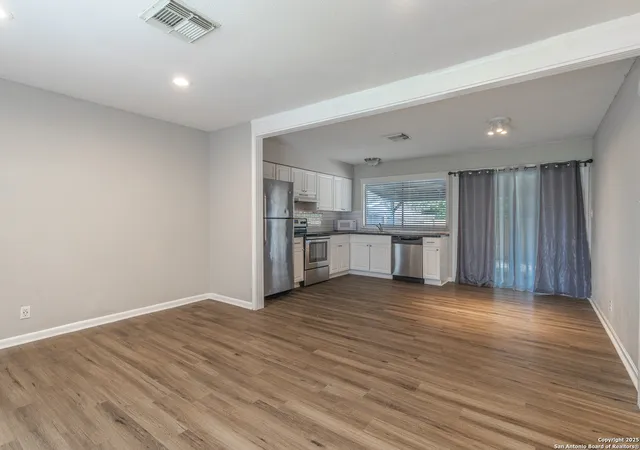 5th image of 1005-07 Boling Brook St, San Antonio, TX 78245 | MLS# 1907571
