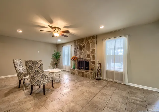 2nd image of 8326 Delphian, Universal City, TX 78148 | MLS# 1907577