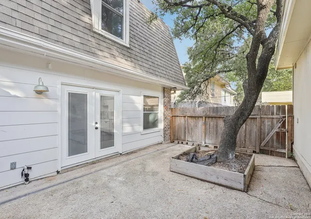 2nd image of 3219 Castledale, San Antonio, TX 78230