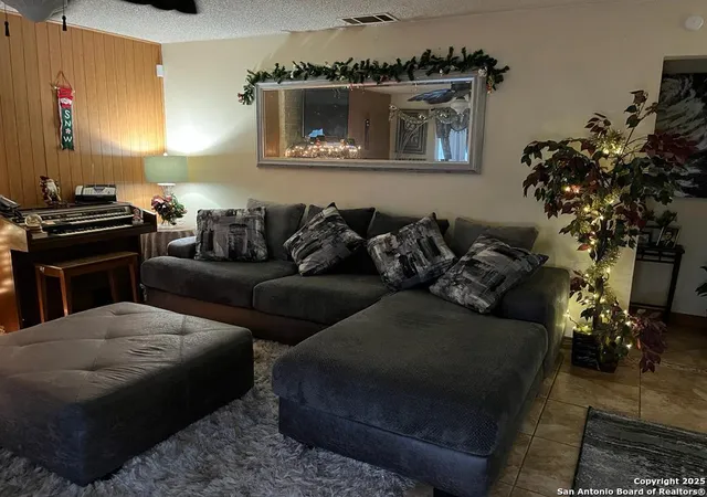 2nd image of 11843 Braesview #1601, San Antonio, TX 78213 | MLS# 1907631