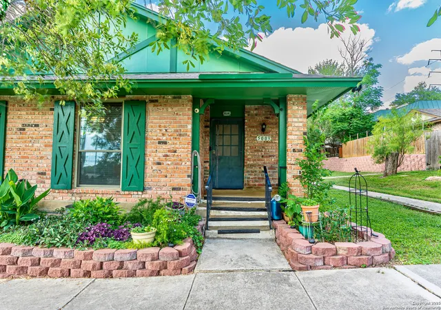 Photo 4 of Single family home for sale at 5003 Rustic Ridge, San Antonio, TX 78228 | MLS# 1907649 | Listing updated on 2025-10-29