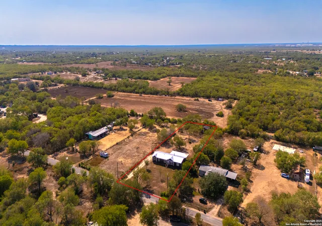 Photo 4 of Sale Pending at 18975 Tejeda, San Antonio, TX 78221 | MLS# 1907650 | Listing updated on 2026-01-11