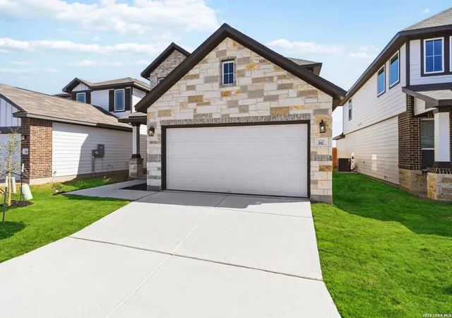 Photo 2 of Sale Pending at 8612 Merlin Cvs, San Antonio, TX 78218 | MLS# 1907765 | Listing updated on 2026-03-13