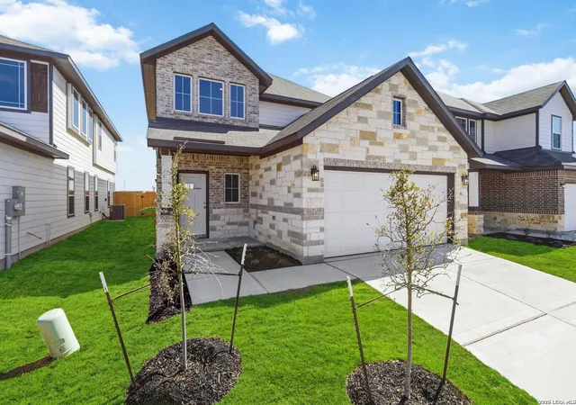 Photo 3 of Sale Pending at 8612 Merlin Cvs, San Antonio, TX 78218 | MLS# 1907765 | Listing updated on 2026-03-13