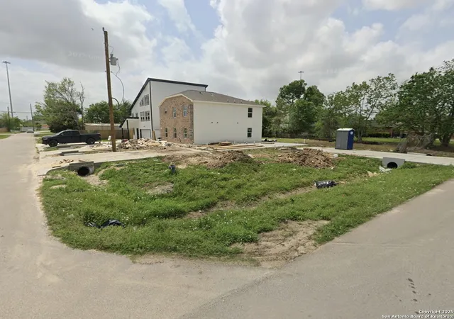 4th image of 6805 Loma Vista, Houston, TX 77085 | MLS# 1907794