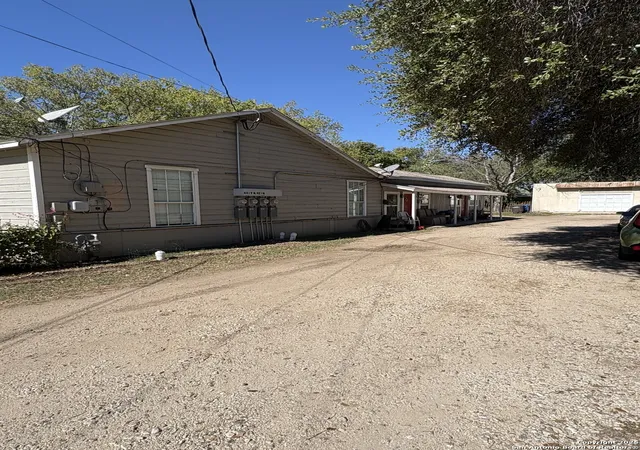 Photo 3 of Sale Pending at 4419 N Hein, San Antonio, TX 78220 | MLS# 1907813 | Listing updated on 2025-12-30